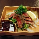 よも麺てんき - 大阿蘇赤牛のタタキ