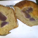 ハッピーベリー - ぶどうのアーモンドマフィン