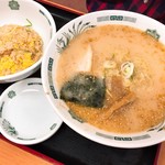 Hidakaya - A半チャーハンセット・とんこつラーメン(680円)