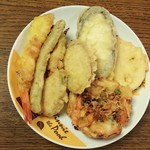 ディオ - 天ぷらセット 税抜184円 ※お皿に盛ると…(2018.10.05)