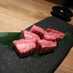 炭火焼肉 有田牛 - 