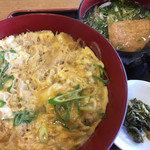 伊賀ドライブイン - たまご丼ときつねうどんのセットです