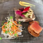 Taupe - カルパッチョ、パテドカンパーニュ、生ハムメロン