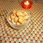 ベトナミーズ・シクロ - 茹で落花生