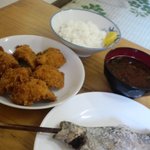 上川養鱒場 - 鱒の塩焼き・フライ・ご飯・味噌汁