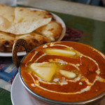 バターチキン、チーズナン