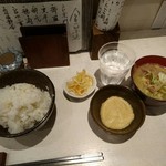 典 - 最初に提供