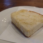 パスタ フルムラ - 自家製フォカッチャ