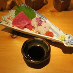器楽亭 - お造り：鮪の大トロ 鱧の焼き霜1