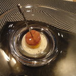 ビストロ 間 - フォアグラとマンゴーのプティキャンディ