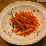 ふた夜の月 - 郷土料理のいかにんじん。吟醸酒で漬け込んだ自家製だという