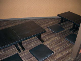 Karibuno Utage - テーブル席