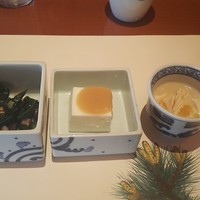 梅の花 横浜スカイビル店 - 嶺岡豆腐とお浸し