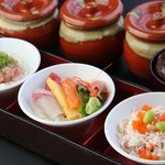 三色小丼膳 (항아리 3 종 · 된장국 포함)