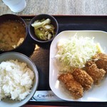 北品川 がむしゃら - チキンカツ定食 ８００円(税込)(2018年10月9日撮影)