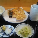 ランチ天ぷら定食970円