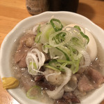 第三秋元屋 - 塩煮込みは外せない。煮卵入り。