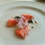 ゾーナ イタリア - 連れのカルパッチョ・サーモン