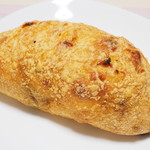 アテスウェイ - パン　オ　トマト