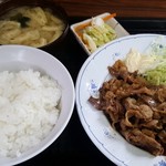 はれやま食堂 - しょうが焼き定食