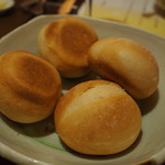 CARO FORESTA ELFO - パン