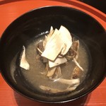 肉屋 雪月花 NAGOYA - 松茸とすね肉のお椀