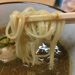 三谷製麺所 - 卵なし麺 in つけ汁 リフト