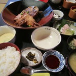 季節料理 樂風 - 鯛の粗炊き御膳￥１，１５０