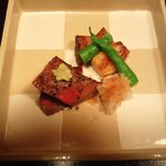 懐石　亀山 - 8_中皿（佐賀黒毛和牛サーロイン）