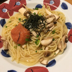 鎌倉パスタ - きのこと明太子のパスタ