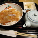 鯛の胡麻味噌丼