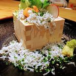 和バル おでこ - 