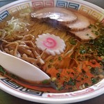 拉麺 時代遅れ - 昭和のラーメン 大盛 つやつや