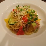 創作ピッツェリア３tre - 彩野菜とベーコンのペペロンチーノ