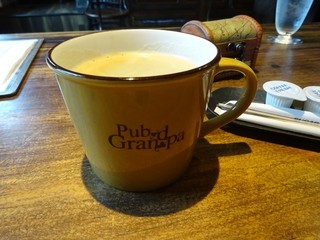 Pub Grandpa - ホットコーヒー食事とセットで100円