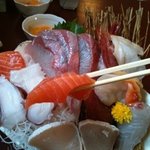 浜清丸 - お刺身定食。みてこの分厚さ！