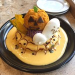 カフェ アクイーユ - 2018年10月　ハロウィンパンケーキ