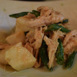 居酒屋 金太郎 - ゆで鶏とたたき長芋味噌和え　４００円