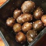 さば銀 - お通しのムカゴ