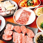 Yakiniku Horumon Sansuien - 料理写真