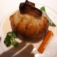 かえりやま - 熱々の真鯛のパイ包み焼きが美味しくて！
                付け合わせのお野菜もシャキシャキで美味しい。