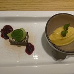 MOTORA  - デザート  チョコレートブラウニー、マンゴーアイス