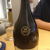 MOTORA  - 赤のスパークリングワイン