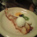 フランシーズ ナチュール - デザート：温かいリンゴのパイ