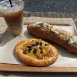 ベーカリー＆テーブル 東府や 足湯カフェ - 