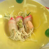割烹 とんぼ - 熟成刺身の香味野菜巻き