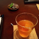 すみや亀峰菴 - 美味しいお茶と黒豆をいただきながら(*′ω`）