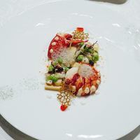 シャトー　ラ・パルム・ドール - 活オマール海老のオヴァール仕立て
                  志摩産鮑とキャビアを添えて