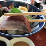 船番所 - 分厚いハマチの背部