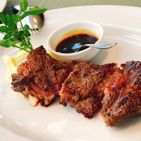 37 Steakhouse & Bar - 